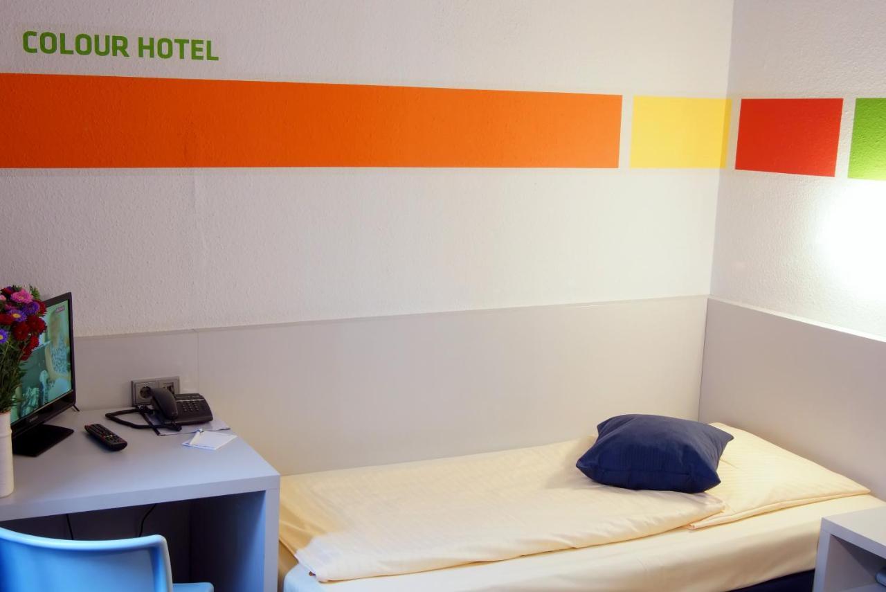 Colour Hotel Frankfurt nad Mohanem Pokoj fotografie