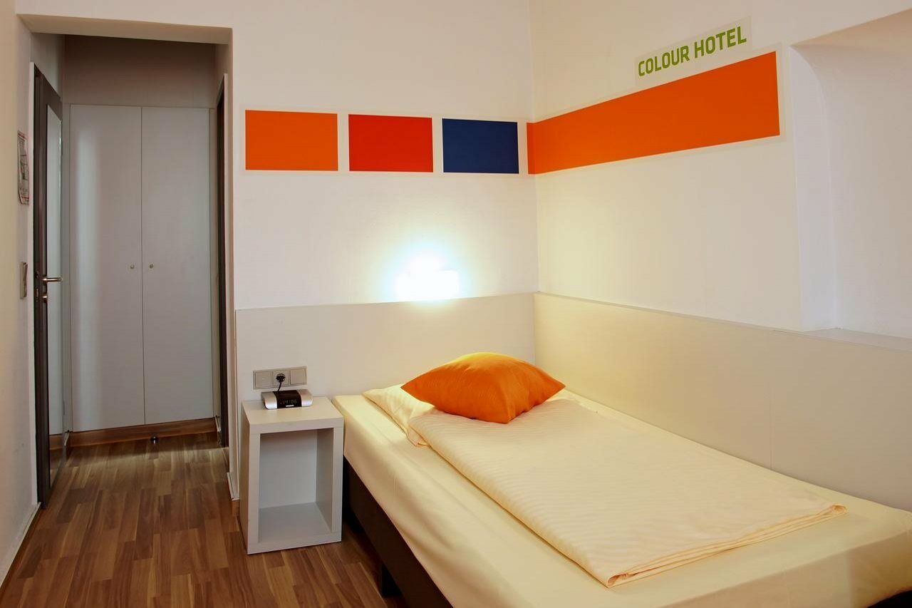 Colour Hotel Frankfurt nad Mohanem Pokoj fotografie